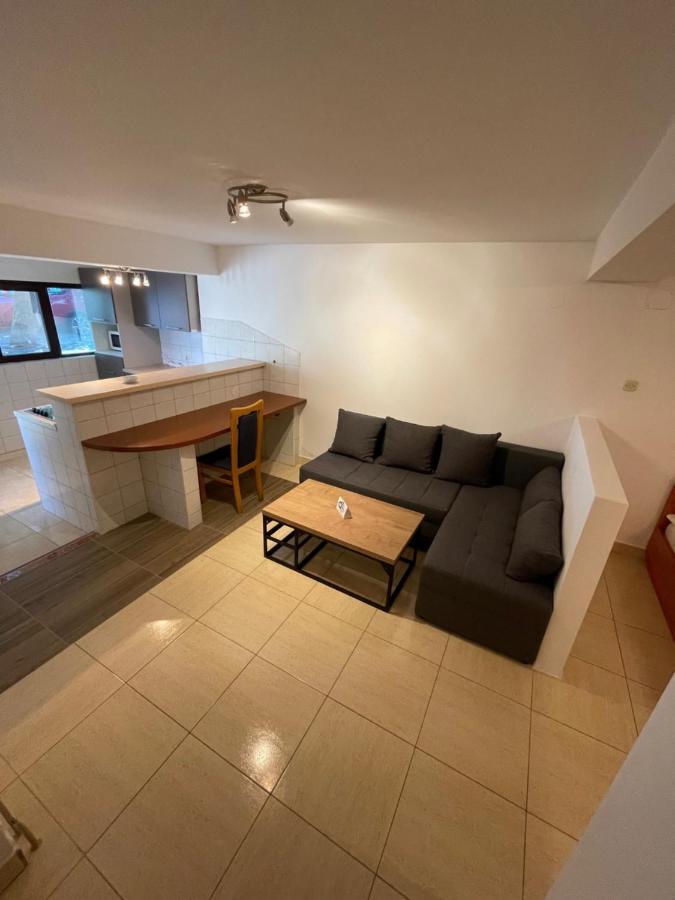 Apartment Victoria Stara Baška Εξωτερικό φωτογραφία